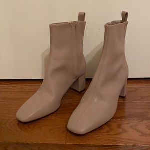 H&M Mauve Heeled booties size 8. Never worn.